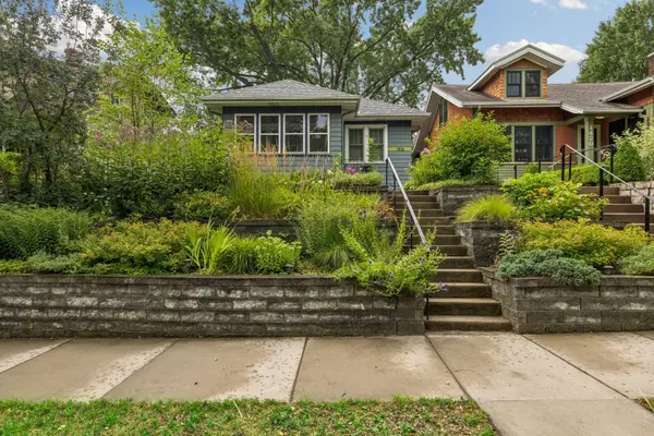 1416 Saint Clair AVE, Saint Paul, MN 55105