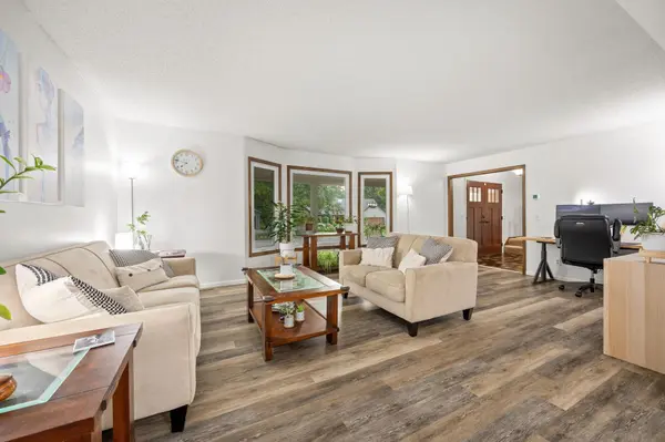 14880 Ironwood CT, Eden Prairie, MN 55346