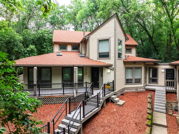 2730 Orchard LN, Excelsior, MN 55331