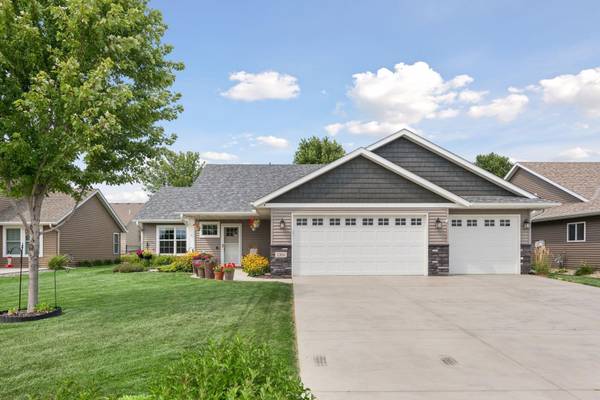 1304 Linwood RD, Belle Plaine, MN 56011