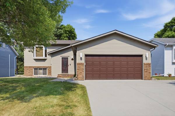 2622 29th AVE S, Moorhead, MN 56560