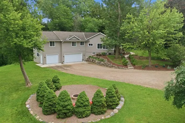 13508 Sunset TRL, Plymouth, MN 55441