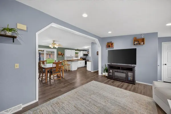 130 4th AVE NW, Elgin, MN 55932