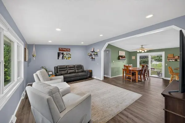 130 4th AVE NW, Elgin, MN 55932
