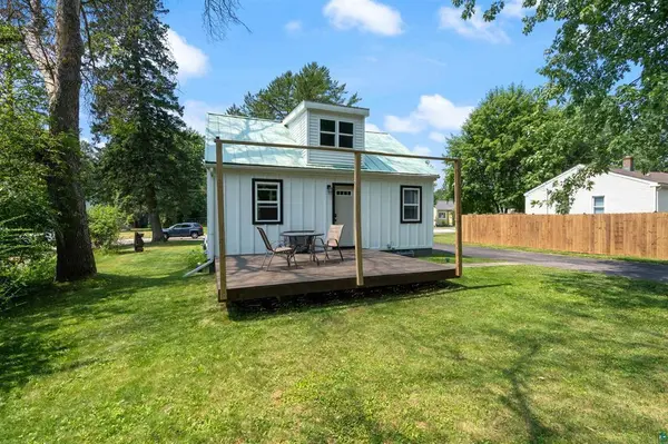 1302 Eklund AVE, Duluth, MN 55811