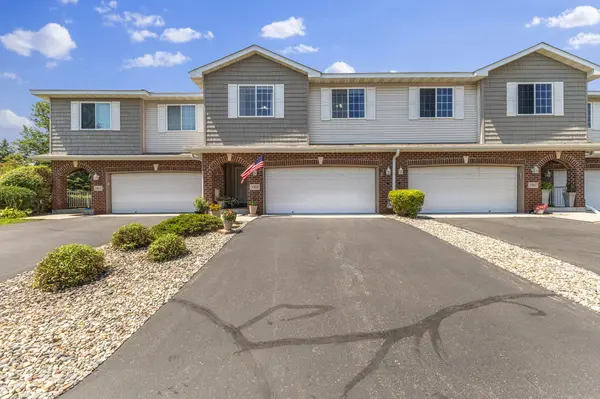 20609 Harrow CT, Lakeville, MN 55044