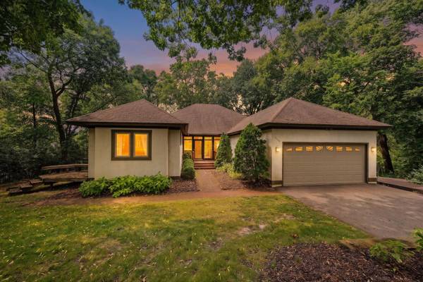 3114 County Road 101 S, Wayzata, MN 55391