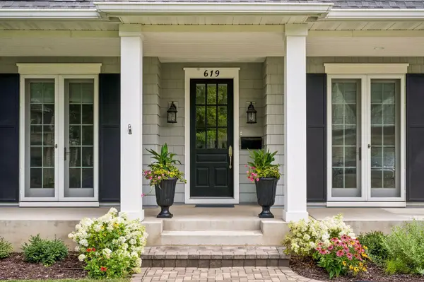 619 Gardner ST, Wayzata, MN 55391