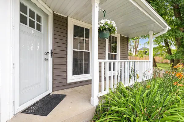 8607 Shiloh CT, Eden Prairie, MN 55347