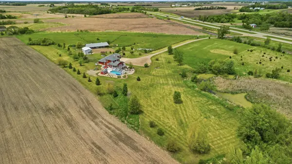 20811 Ocean RD, Janesville, MN 56048