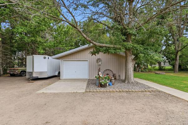 214 Highview DR W, Sartell, MN 56377