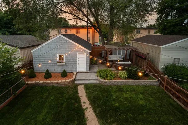 1247 Berkeley AVE, Saint Paul, MN 55105