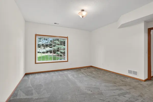 15280 Flower WAY #230, Apple Valley, MN 55124
