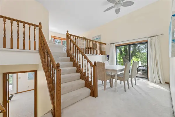 1521 Bruers CT, Chaska, MN 55318