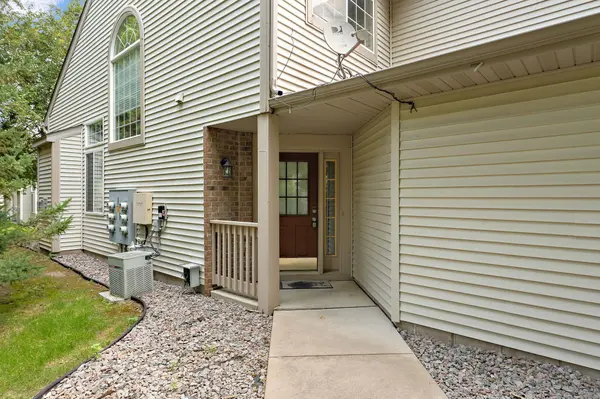 4179 Running Brook RD, Eagan, MN 55122