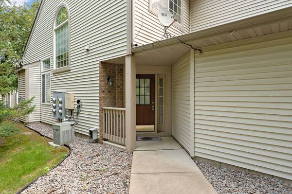 4179 Running Brook RD, Eagan, MN 55122