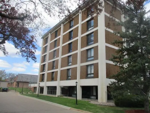6400 York AVE S #410, Edina, MN 55435