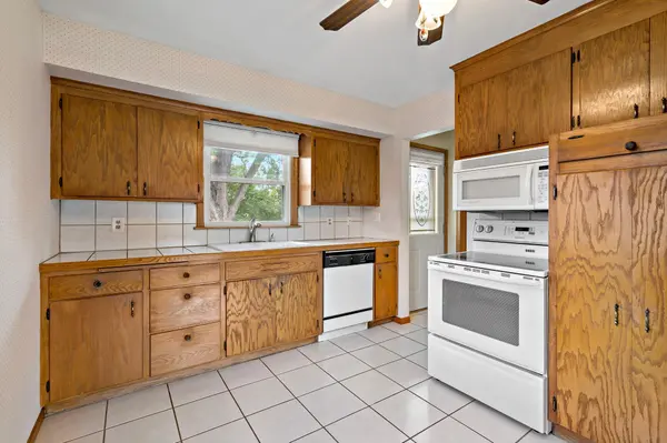 6073 Yukon AVE N, New Hope, MN 55428