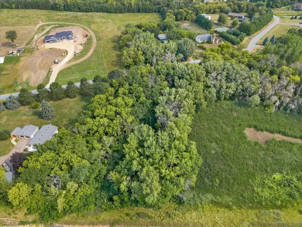 Lot 10 Yellowstone Trail, Hudson, WI 54016