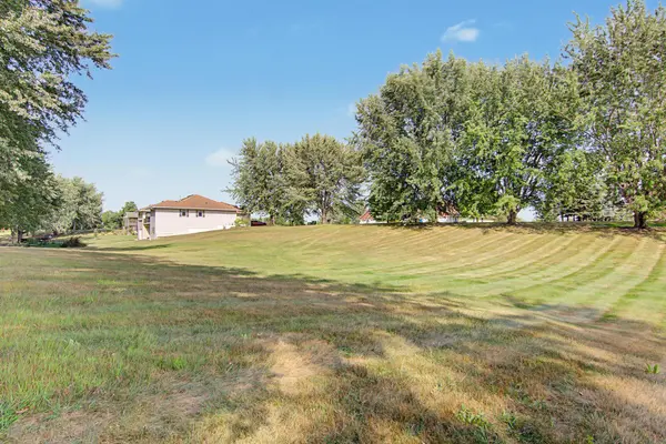 2027 and 2029 Highland CIR W, Mora, MN 55051