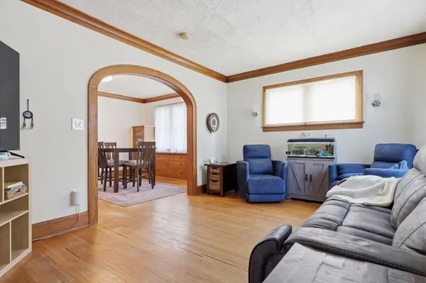 120 Park PL W, Norwood Young America, MN 55368