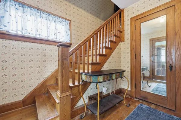 120 Park PL W, Norwood Young America, MN 55368