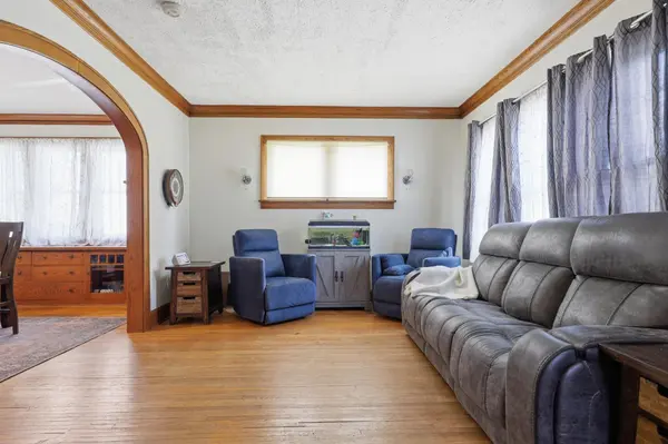 120 Park PL W, Norwood Young America, MN 55368