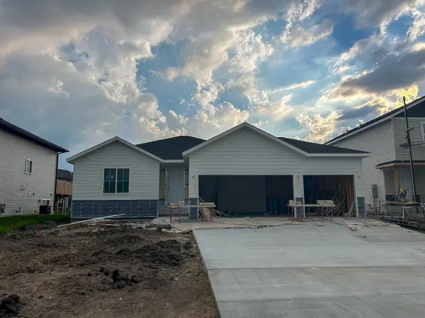 6721 14 ST S, Fargo, ND 58104