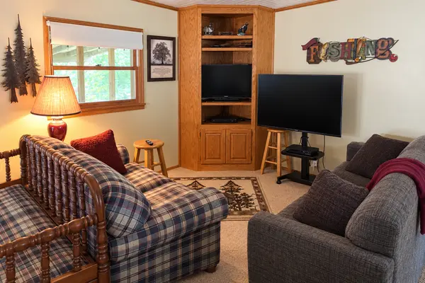 7835 Copper RD, Cushing, MN 56443