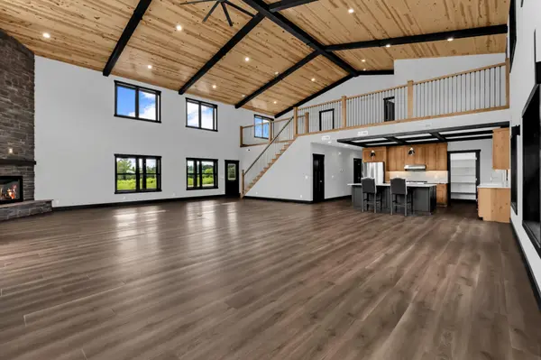 1367 County Rd A, New Richmond, WI 54017