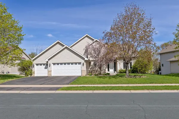 1672 Windsor DR S, Shakopee, MN 55379