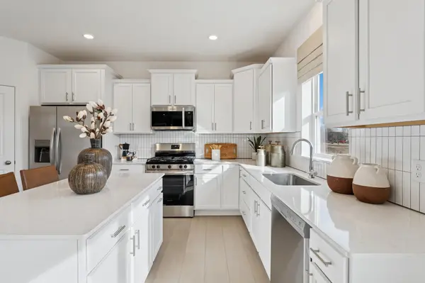 1925 Ravine RD, Carver, MN 55315