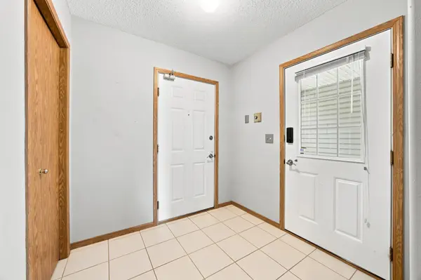 843 12 1/2 AVE W, West Fargo, ND 58078