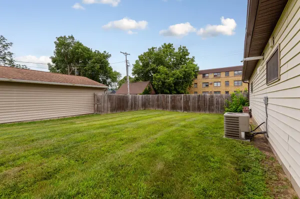 322 Wheeler AVE, North Mankato, MN 56003