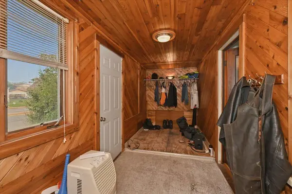 5215 E 2nd ST, Superior, WI 54880