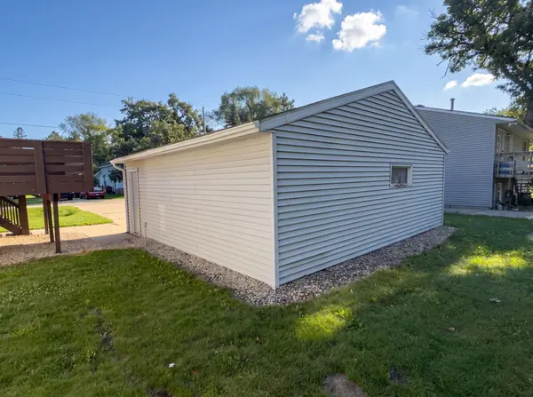 1720 24th AVE SE, Rochester, MN 55904