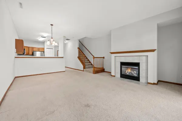 855 Providence DR, Shakopee, MN 55379