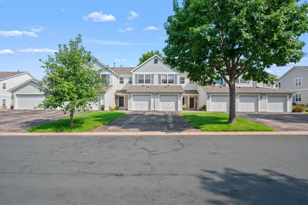 855 Providence DR, Shakopee, MN 55379