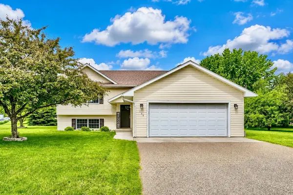 109 French CT, Roberts, WI 54023