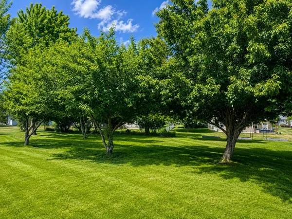 109 French CT, Roberts, WI 54023
