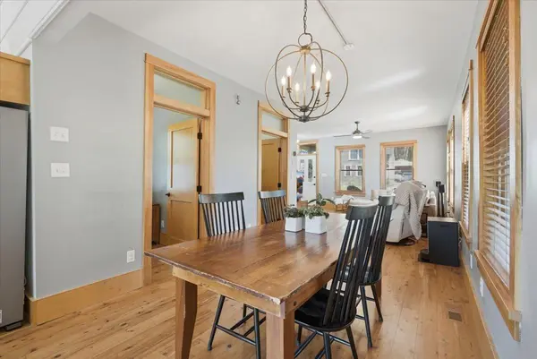 815 Maple ST W, Stillwater, MN 55082
