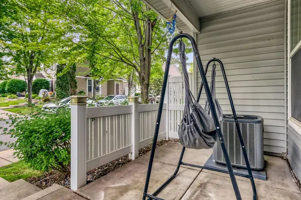 3033 Chamberlain ST N #4, Maplewood, MN 55109