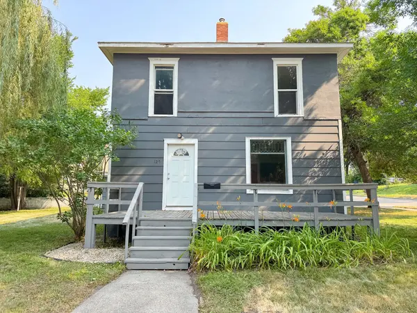 127 E Summit AVE, Fergus Falls, MN 56537