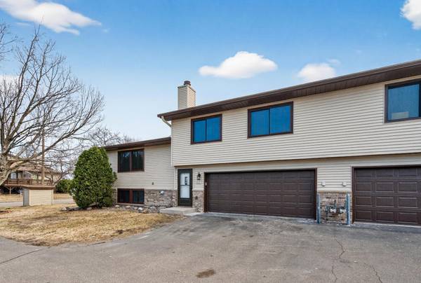 5127 84th CT N, Brooklyn Park, MN 55443