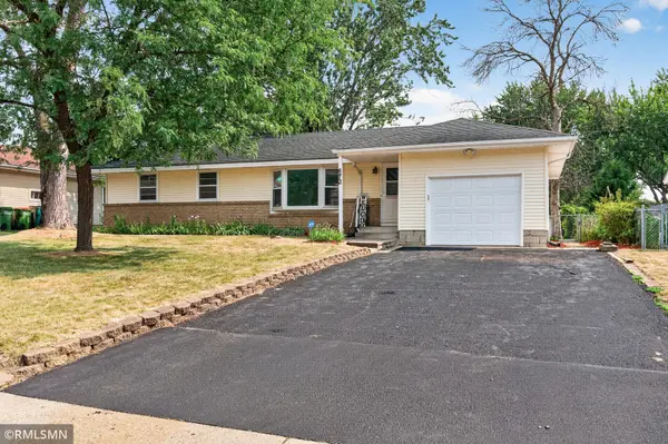 672 80th AVE NE,  Spring Lake Park,  MN 55432