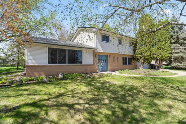 9908 Oxborough RD, Bloomington, MN 55437