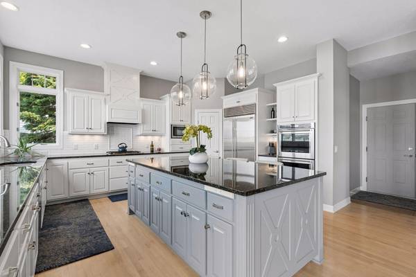1936 Shorewood LN, Mound, MN 55364