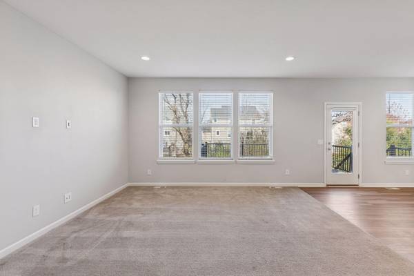 11756 Upper 31st ST N, Lake Elmo, MN 55042