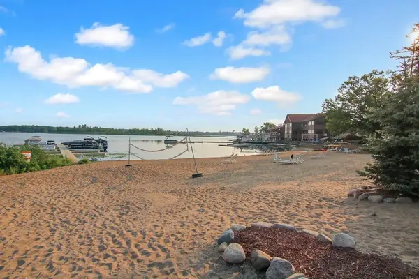 30794 Cougar Pass, Breezy Point, MN 56472