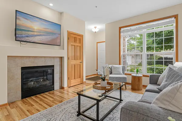 9651 Belmont LN, Eden Prairie, MN 55347